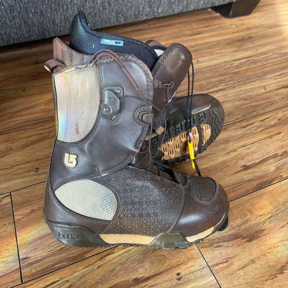 Burton Emerald Snowboard boots size 6 - Picture 2 of 11